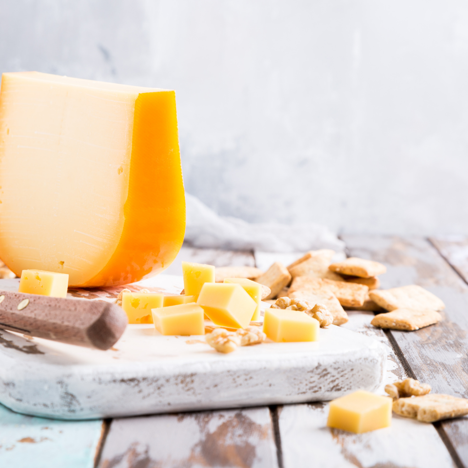 Cheese, Gouda (mild), 200 g